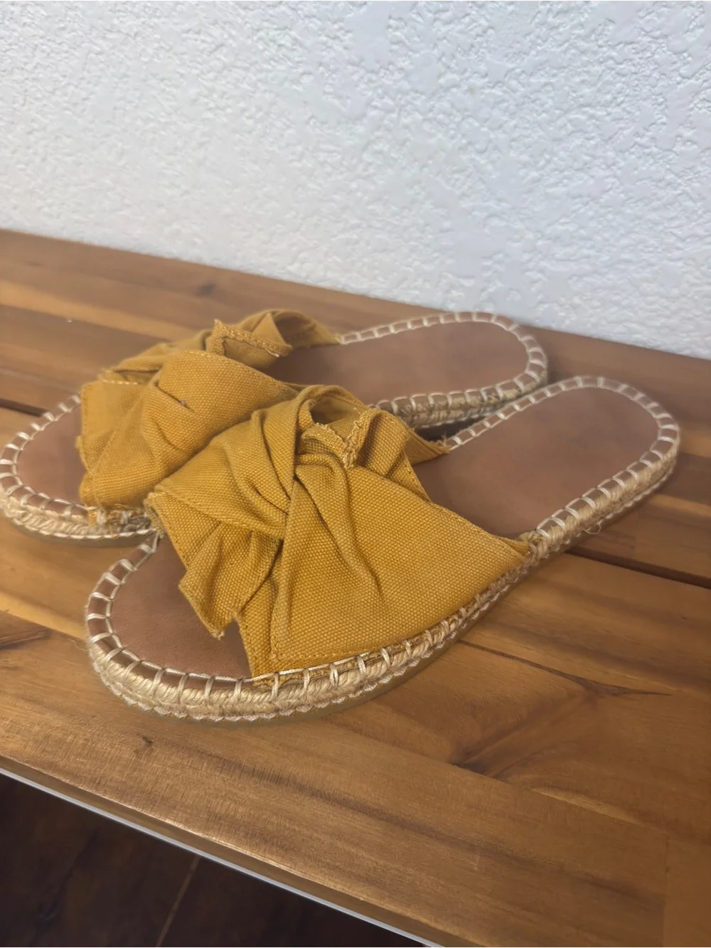 Universal Thread slip espadrille